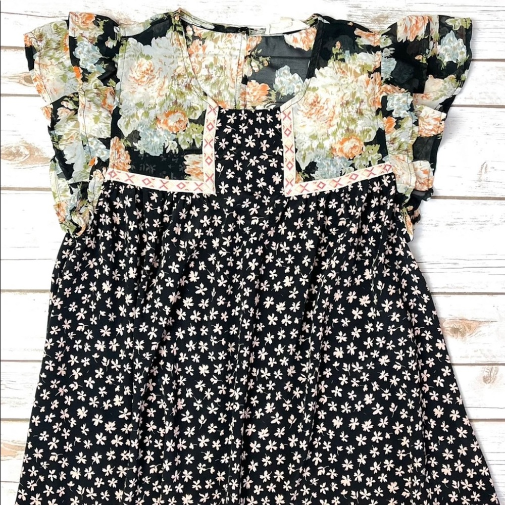 entro Black Floral Patchwork Tank Top with Peach & Green Accents